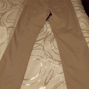 Levi 512 perfectly shaping straight leg jeans. 18W